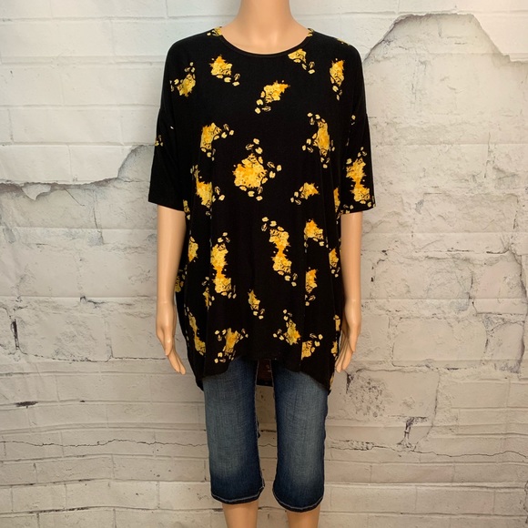 LuLaRoe Tops - LulaRoe top
